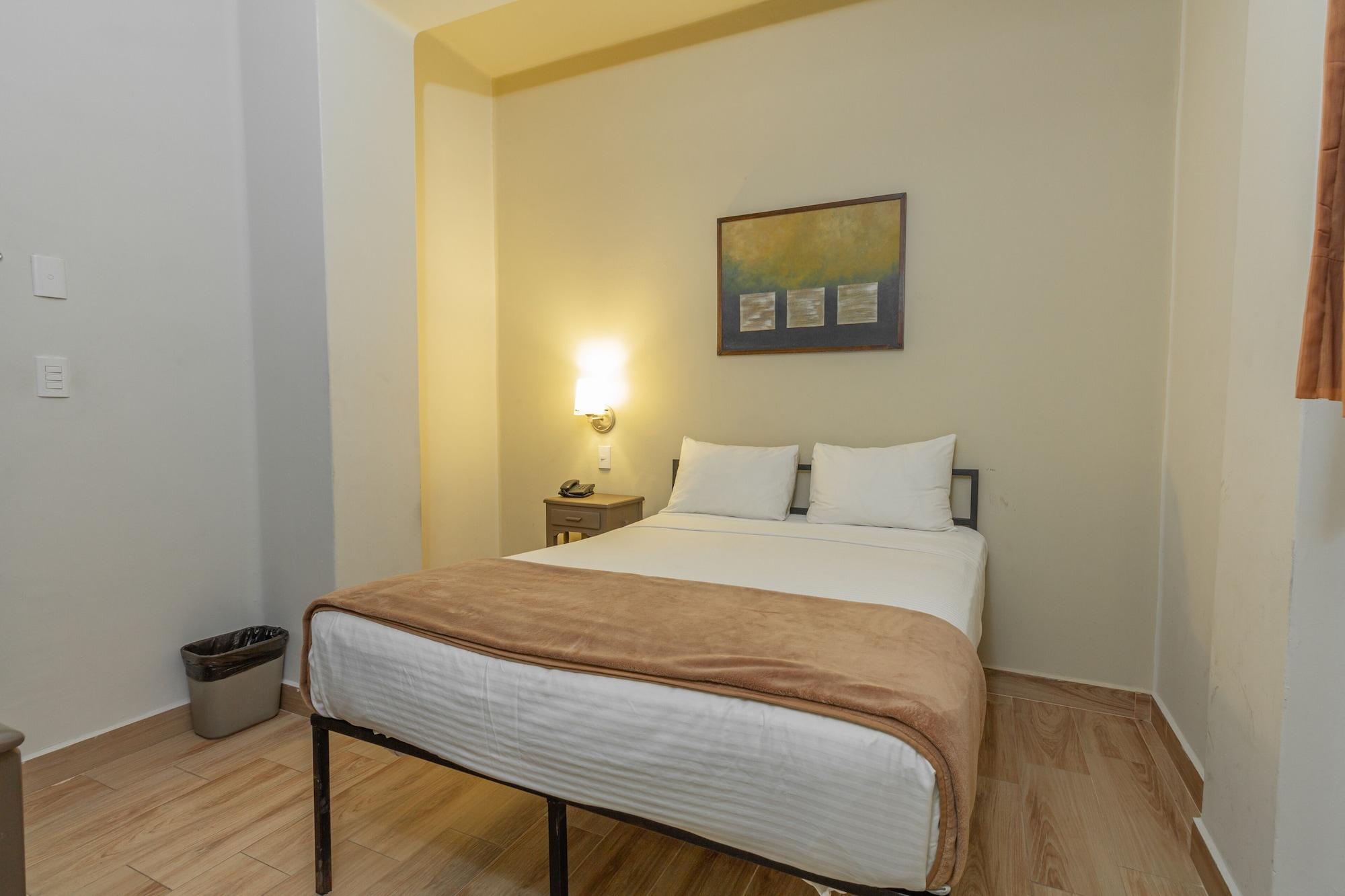 Hotel Plaza del Arco Express Monterrey Esterno foto