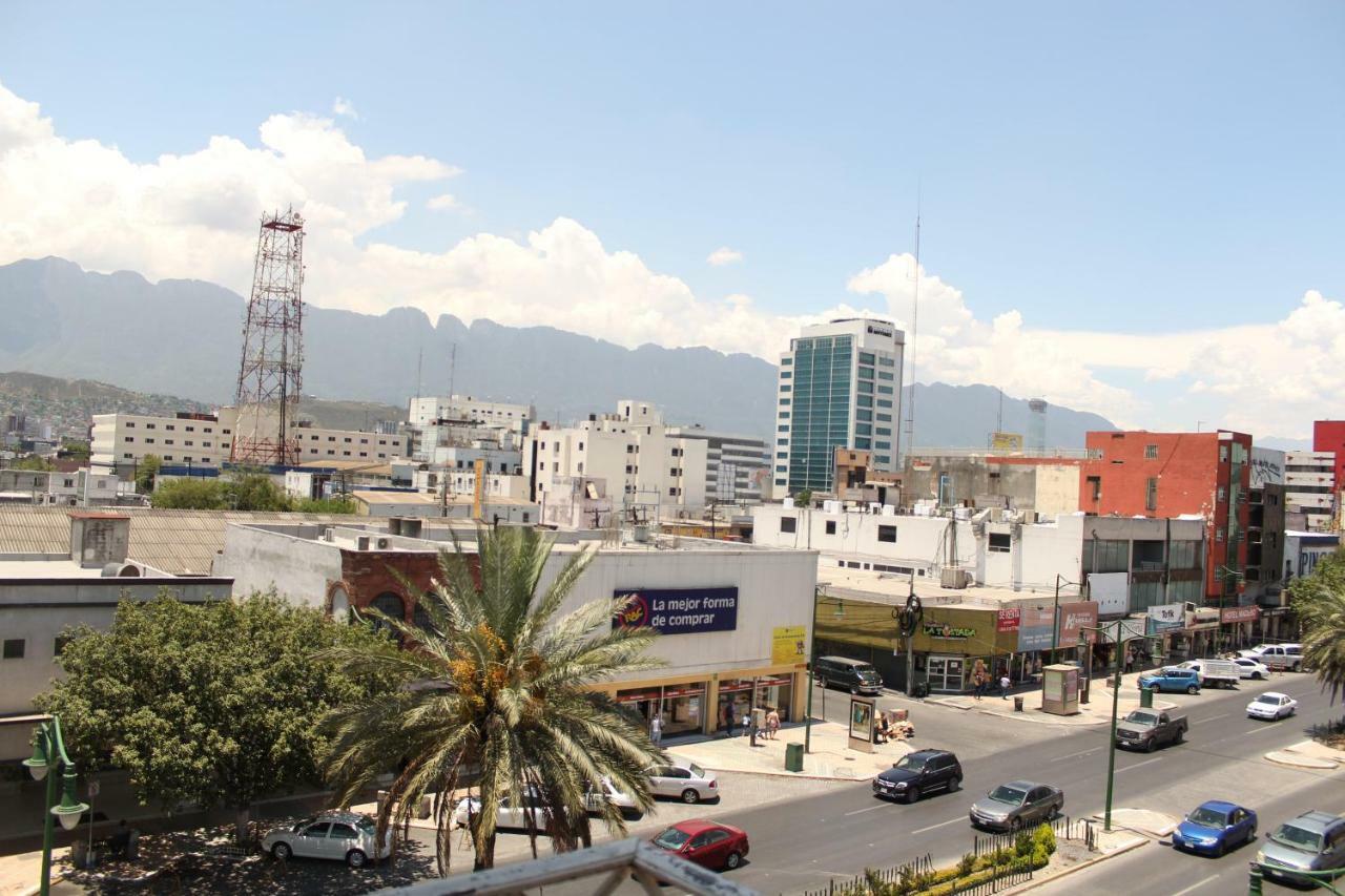 Hotel Plaza del Arco Express Monterrey Esterno foto